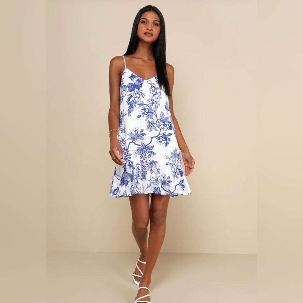 Lulus Garden Bloom Blue and White Floral Print Ruffled Shift Dress